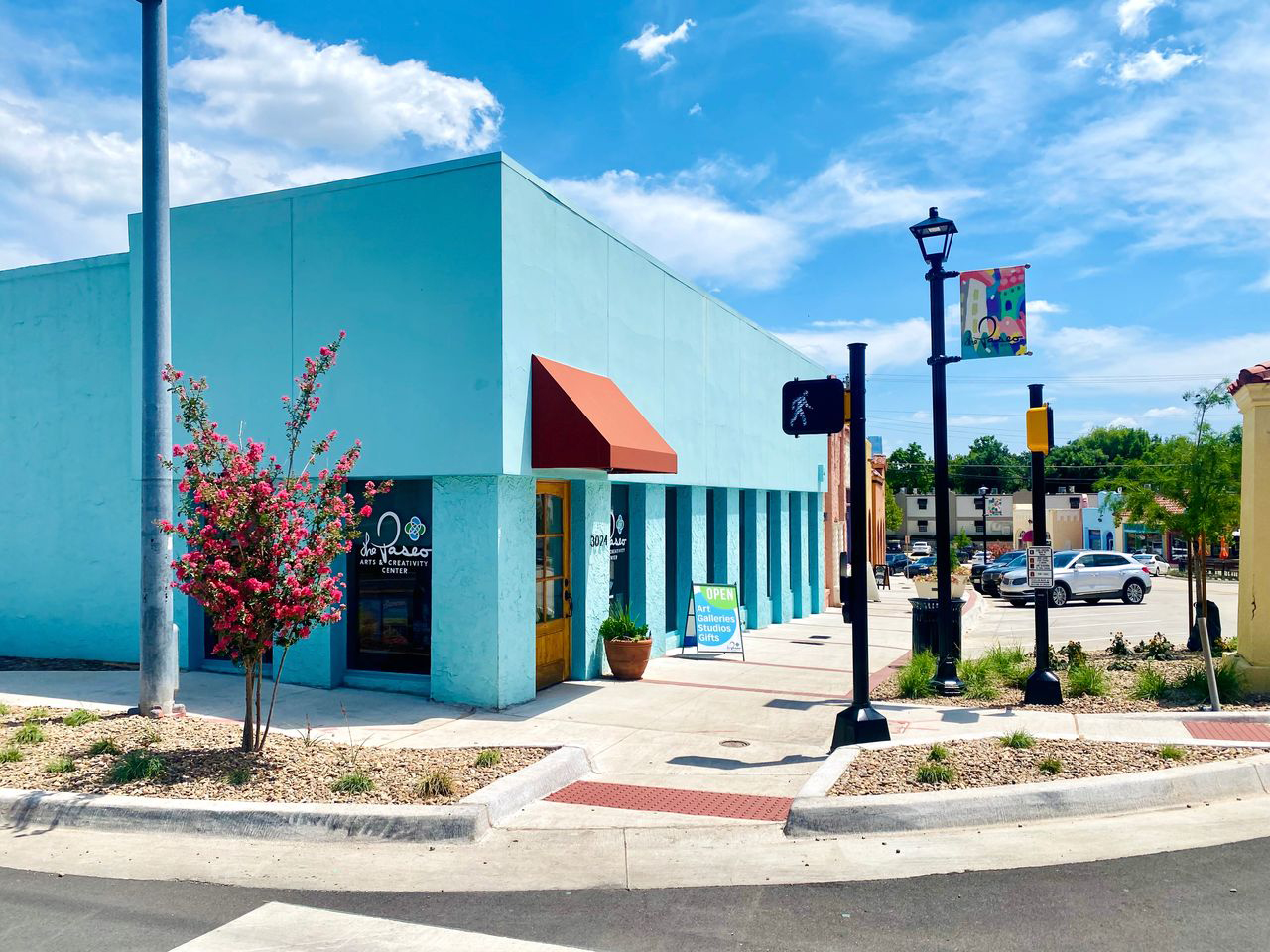 Photo courtesy of Paseo Arts Association.